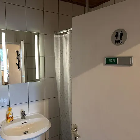 3-zimmer Fuer Monteure & Geschaeftsreisende: Schnelles Internet * Stemshorn