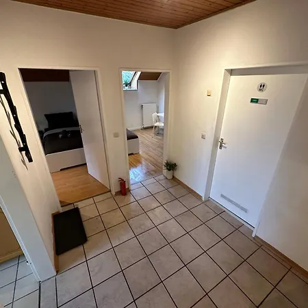 Apartment 3-zimmer Fuer Monteure & Geschaeftsreisende: Schnelles Internet *