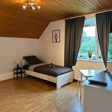 3-zimmer Fuer Monteure & Geschaeftsreisende: Schnelles Internet
