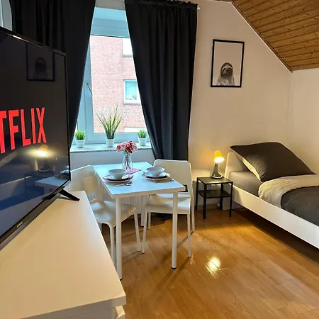 3-zimmer Fuer Monteure & Geschaeftsreisende: Schnelles Internet Apartment *