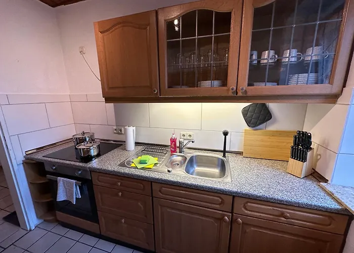 Apartamento 3-zimmer Fuer Monteure & Geschaeftsreisende: Schnelles Internet *