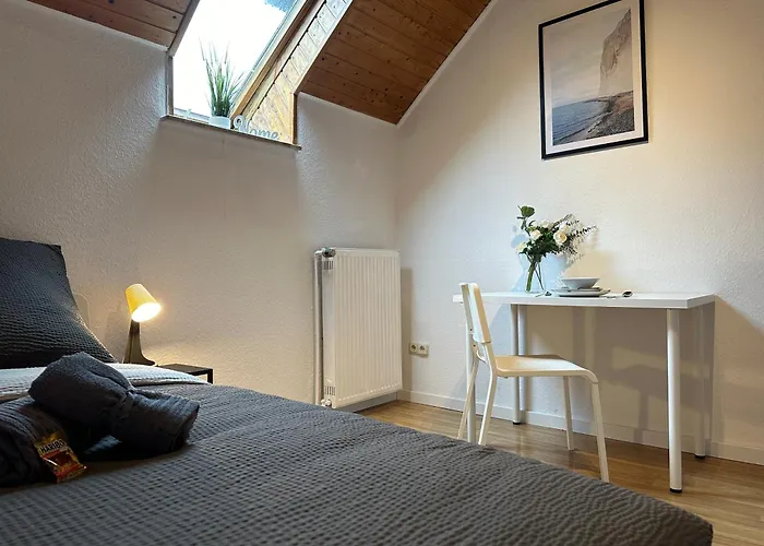 3-zimmer Fuer Monteure & Geschaeftsreisende: Schnelles Internet Apartamento *