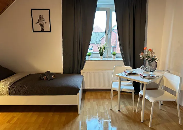 3-zimmer Fuer Monteure & Geschaeftsreisende: Schnelles Internet *