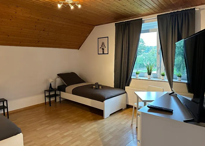 3-zimmer Fuer Monteure & Geschaeftsreisende: Schnelles Internet