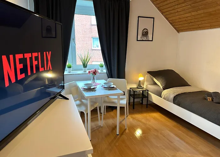 3-zimmer Fuer Monteure & Geschaeftsreisende: Schnelles Internet Apartamento *